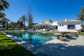 LUXURY 6 BEDROOM VILLA 34121872 GOLDEN MILE MARBELLA, INDOOR POOL VERY LARGE OUTDOOR POOL
